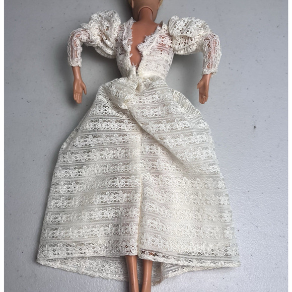 Barbie Beautiful Bride Wedding Dress Superstar Vintage 1977 Mattel #9907 NO Doll - Picture 3 of 16